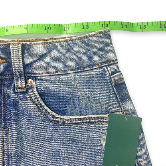 NWT Wild Fable Women's Sz 2 Jean Mini Skirt Light Wash Denim Raw Hem New - Picture 7 of 10